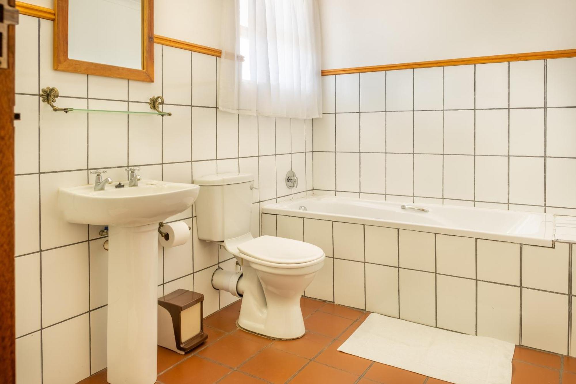 Karoo Country Inn Middelburg  Bagian luar foto
